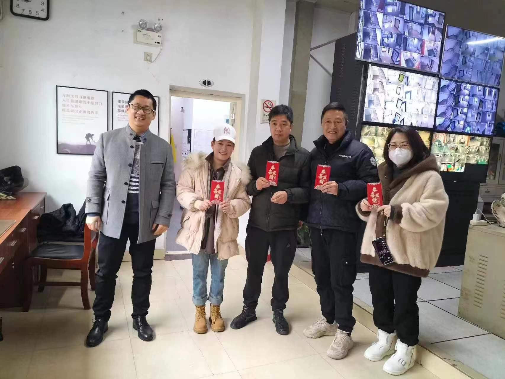 开工赠利是，新春迎福祉——集团派发开工福利