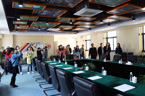 20190404合肥高新区长宁社区来庐阳建华文创园考察学习  (2).jpg